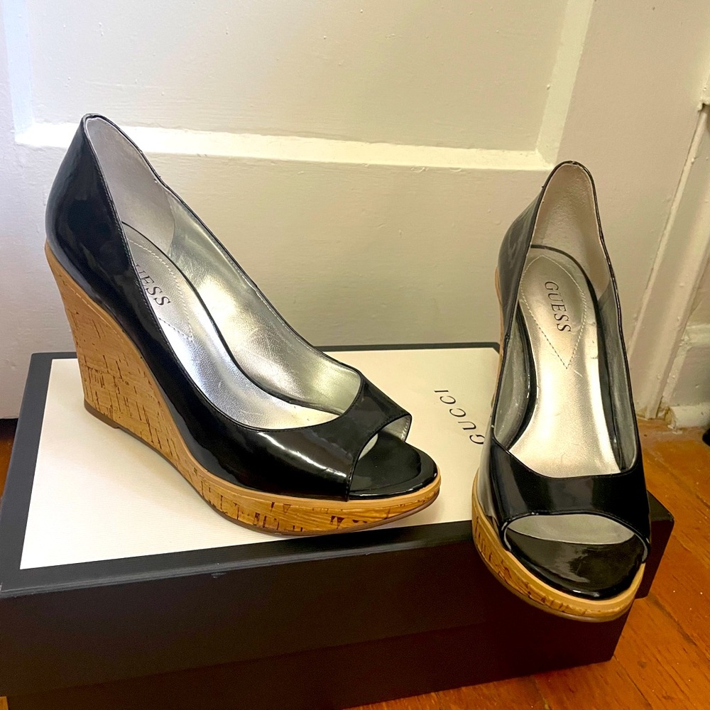 Guess Cork Wedge Black Peep-Toe Heels Size 6